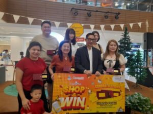 CapitaPlus Shop & Win prize presentation ceremony