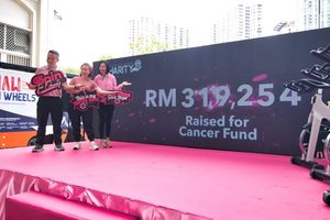 Penang Adventist Hospital – Charity 2.0: Ride Pink, Give Hope A Pink October Fundraising nets over RM300,000